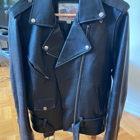 Black leather jacket - Picture 1 of 8